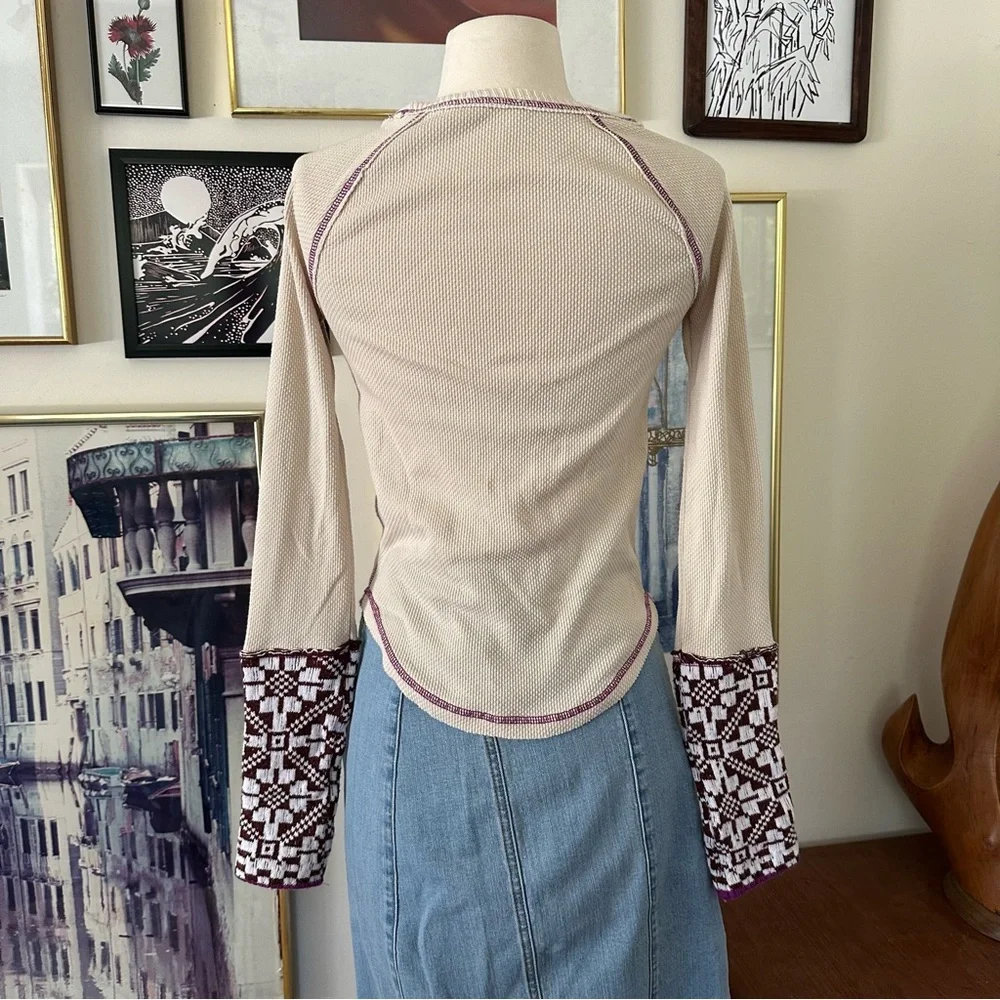 Free People She’s Reversible Cuff Thermal - Small, Oat - Picture 6 of 11